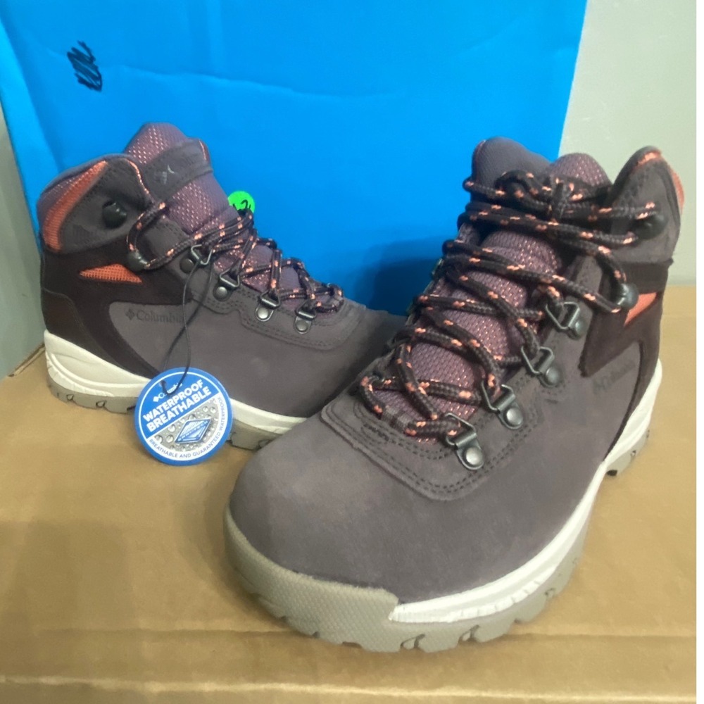 Columbia‎ Newton Ridge Plus Waterproof Amped Wide Hiking Boots